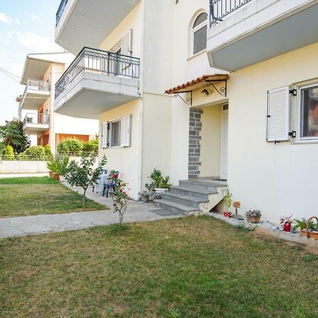 La Casa - Traditionally Elegant Apt 38M2 W Prk Grd Giannina Esterno foto