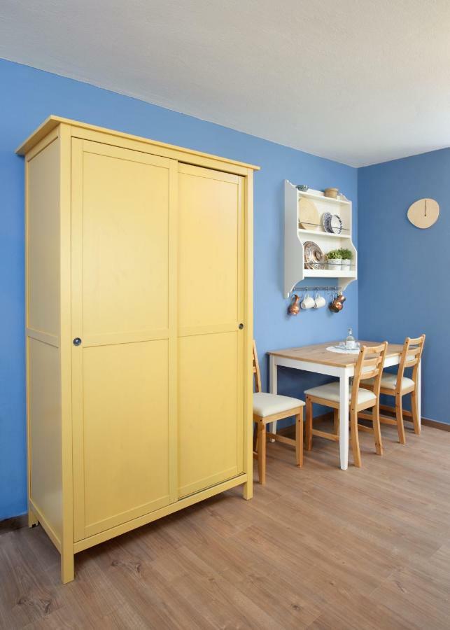 La Casa - Traditionally Elegant Apt 38M2 W Prk Grd Giannina Esterno foto