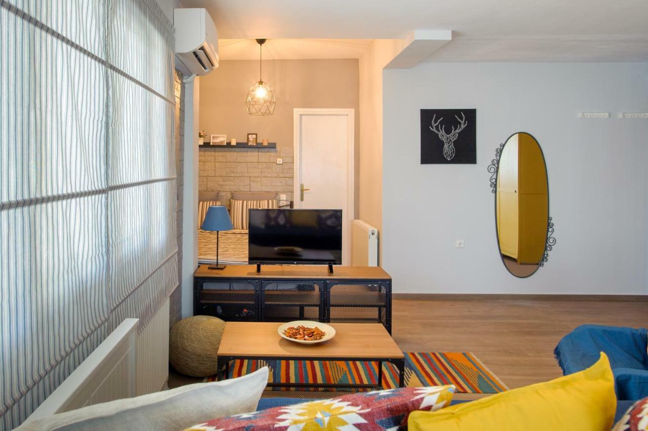 La Casa - Traditionally Elegant Apt 38M2 W Prk Grd Giannina Esterno foto