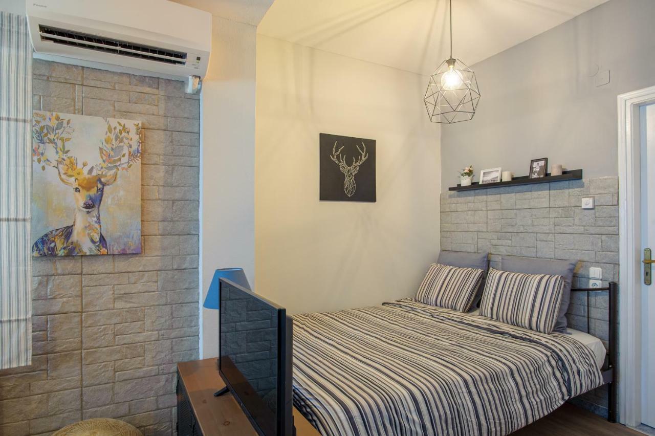 La Casa - Traditionally Elegant Apt 38M2 W Prk Grd Giannina Esterno foto