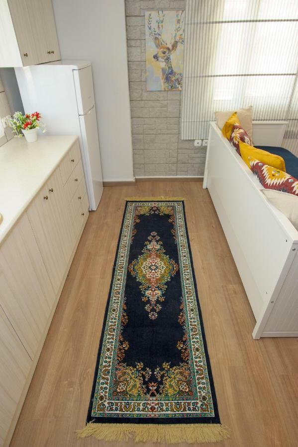 La Casa - Traditionally Elegant Apt 38M2 W Prk Grd Giannina Esterno foto